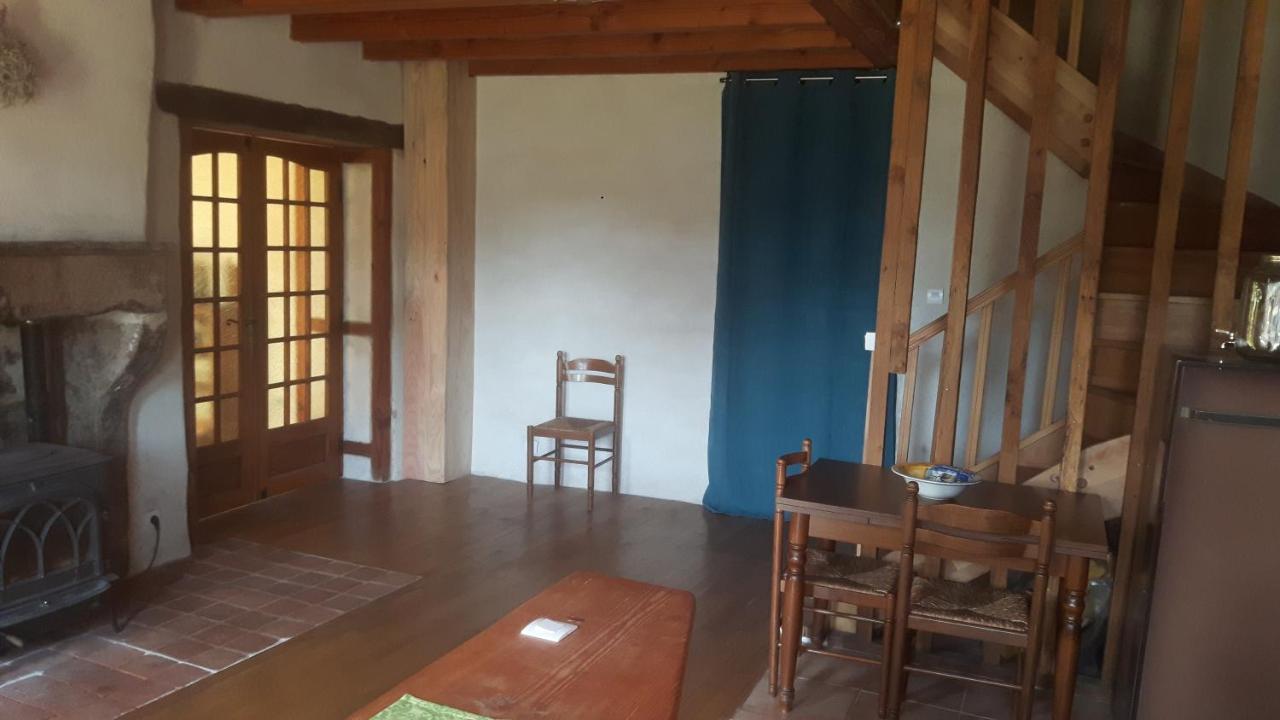 Maison En Pierre Villa Dettey Esterno foto
